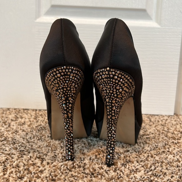 STEVE MADDEN Black Heels 7.5 Rhinestone Satin Platform Fabric 5" Heel Partyy-R - Picture 7 of 8